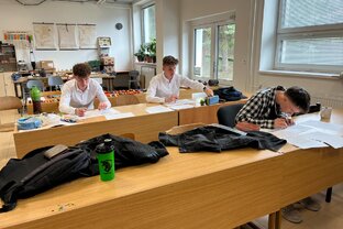 Zväčšiť fotografiu - Mechanici-mechatronici úspešne zvládli praktické maturity