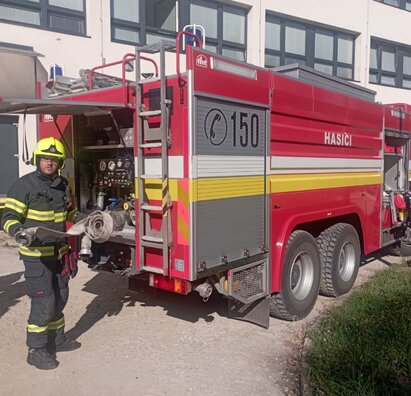 Simulované hasičské cvičenie na SOŠ Handlová