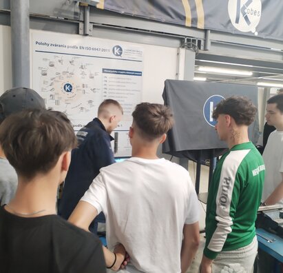 Návšteva zváračskej školy Kobes