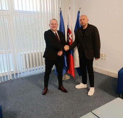 Riaditeľ SOŠ Handlová na pracovnom stretnutí na Ministerstve obrany SR